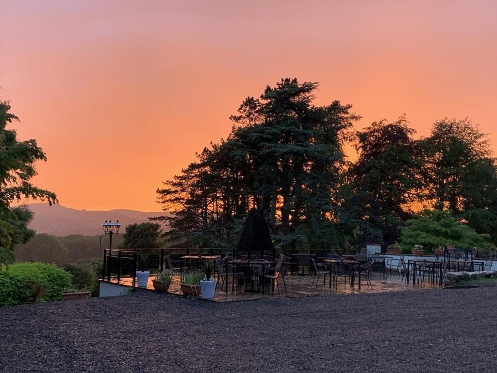 Uplands Inn Cartmel Exteriör bild